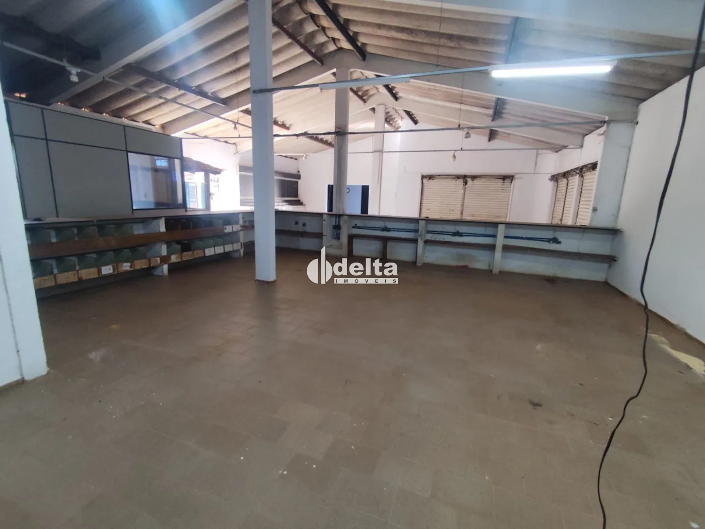 Alugar Loja / Padr&atilde;o em Uberl&acirc;ndia R$ 20.000,00 - Foto 8