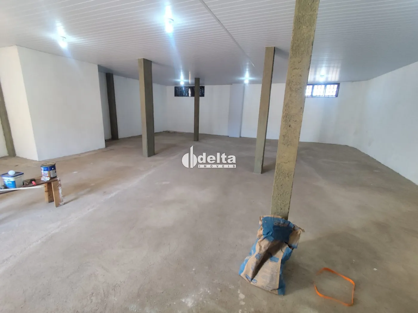 Alugar Loja / Padr&atilde;o em Uberl&acirc;ndia R$ 20.000,00 - Foto 12