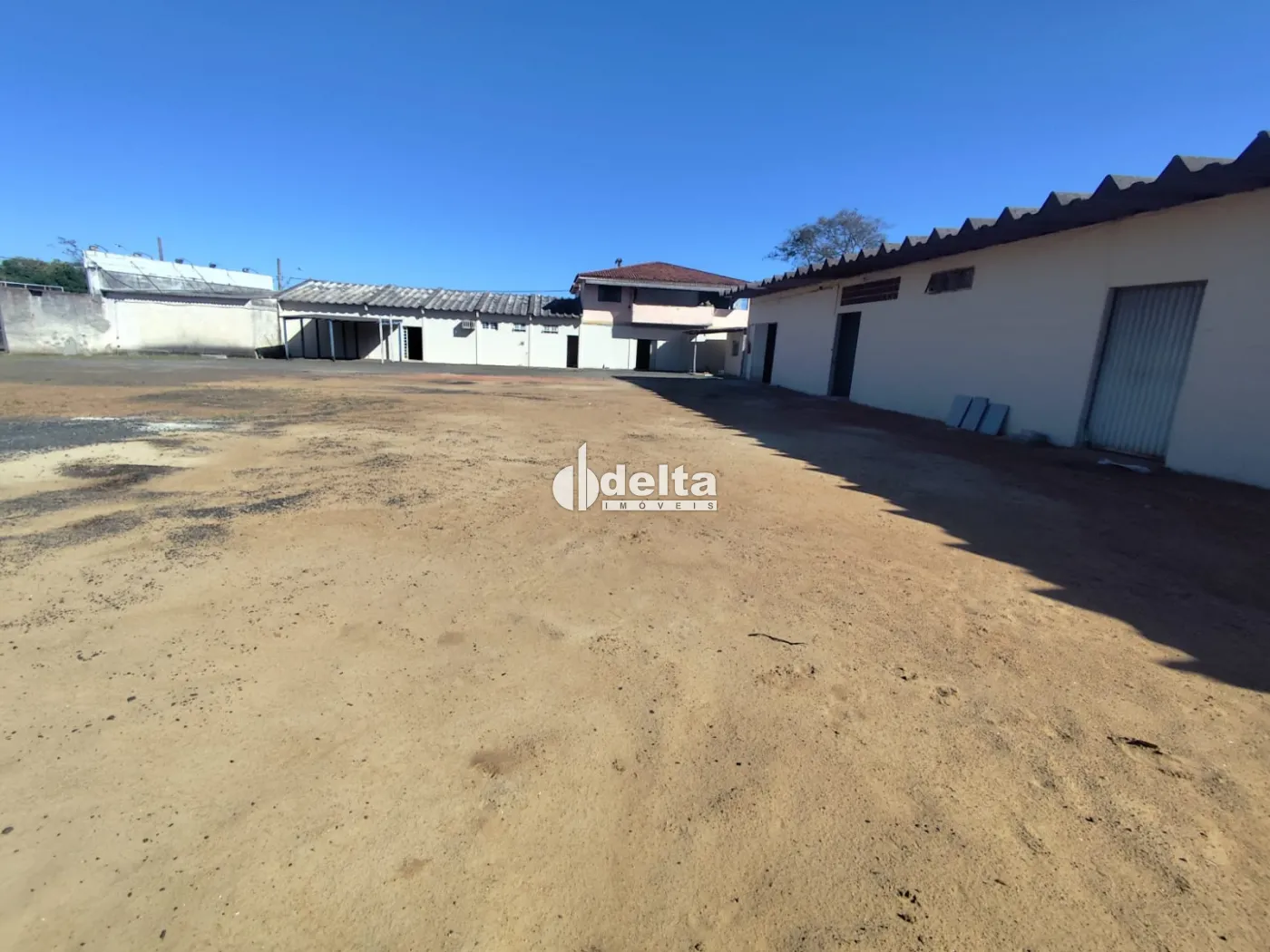 Alugar Loja / Padr&atilde;o em Uberl&acirc;ndia R$ 20.000,00 - Foto 17