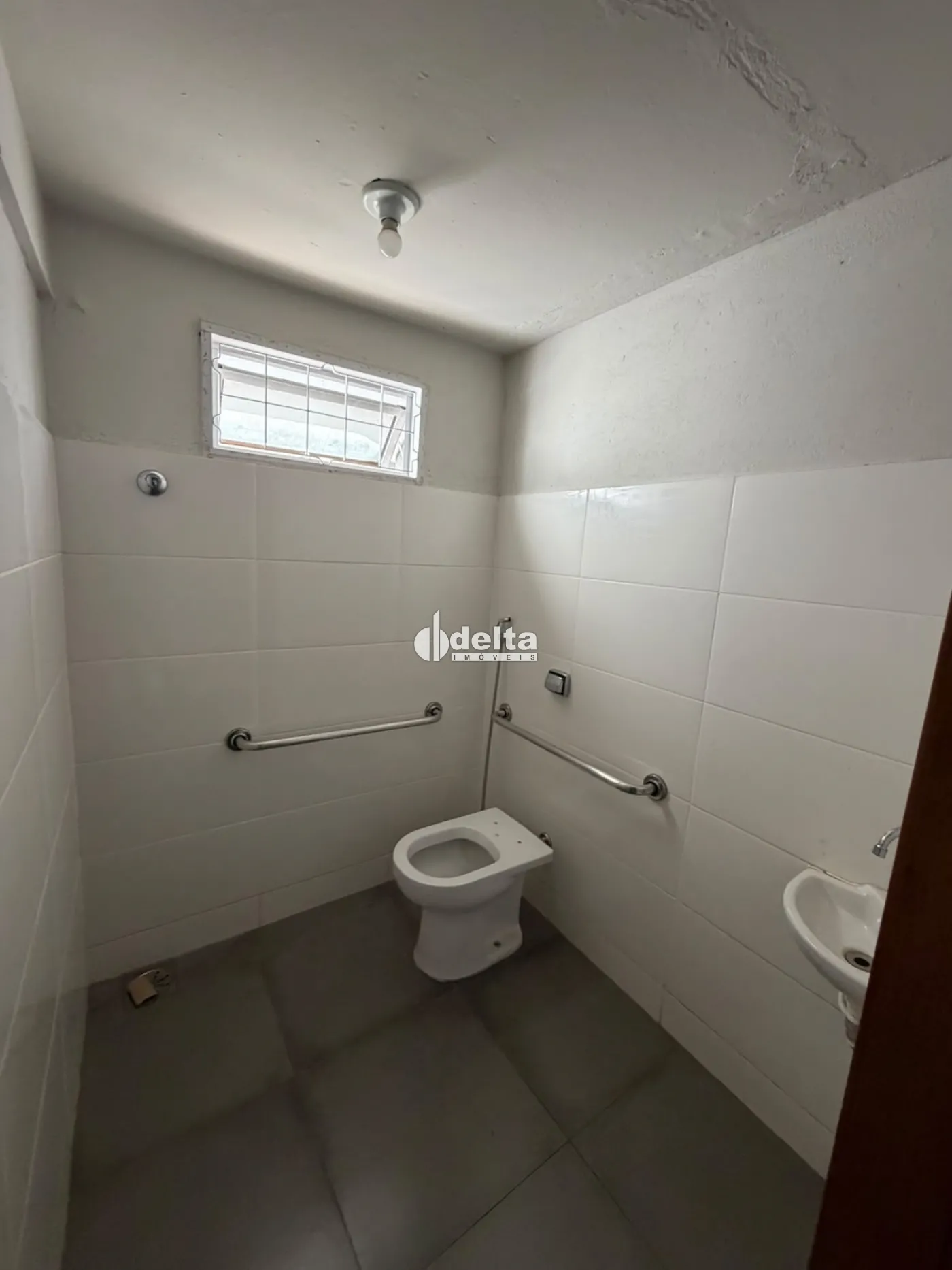 Alugar Loja / Padr&atilde;o em Uberl&acirc;ndia R$ 5.000,00 - Foto 11