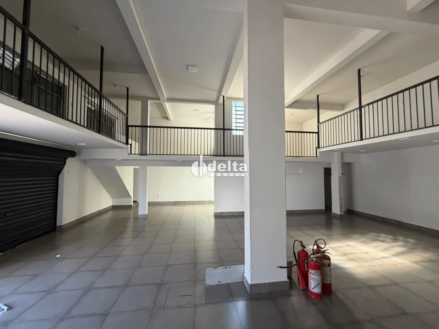 Alugar Loja / Padr&atilde;o em Uberl&acirc;ndia R$ 5.000,00 - Foto 1
