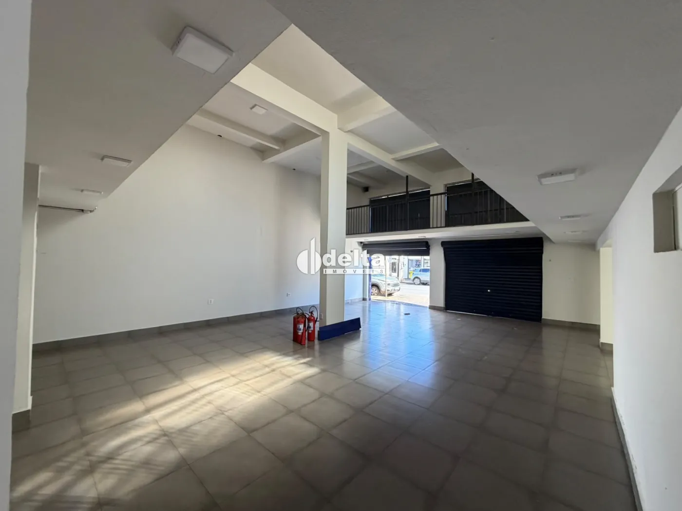 Alugar Loja / Padr&atilde;o em Uberl&acirc;ndia R$ 5.000,00 - Foto 4