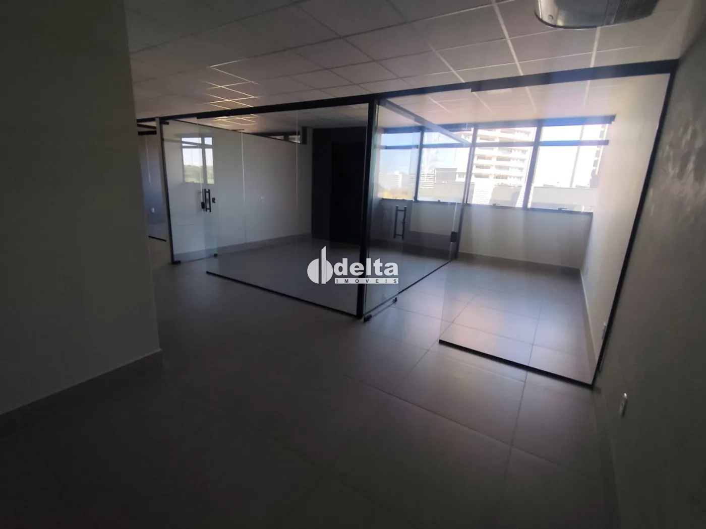 Alugar Loja / Padr&atilde;o em Uberl&acirc;ndia R$ 7.225,00 - Foto 6