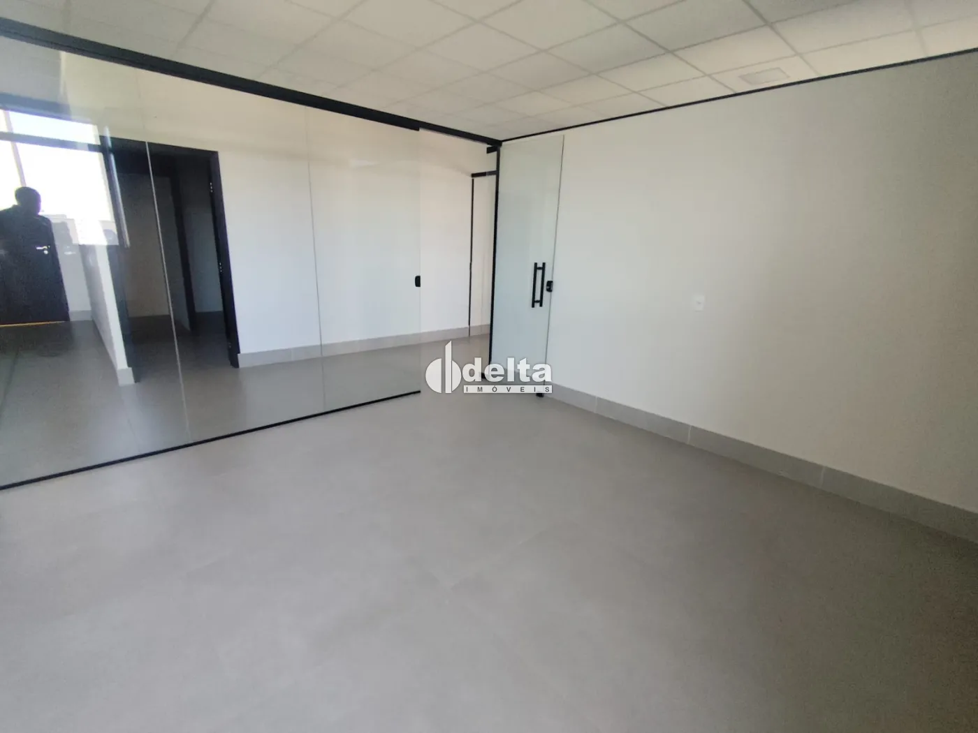 Alugar Loja / Padr&atilde;o em Uberl&acirc;ndia R$ 7.225,00 - Foto 3