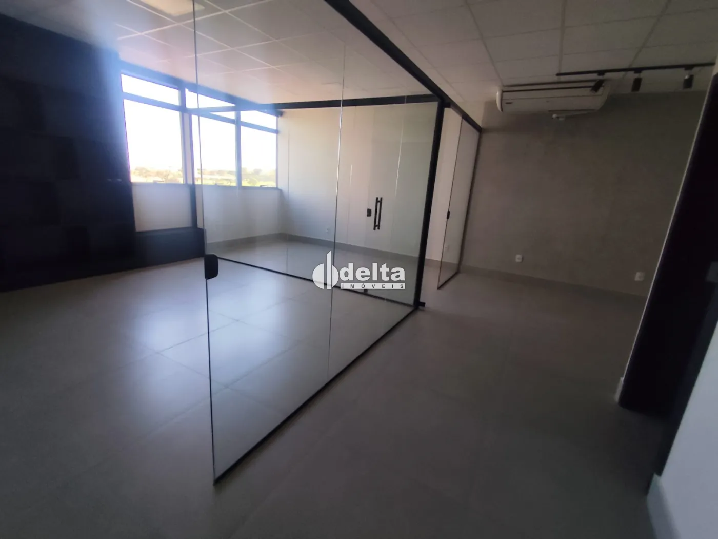 Alugar Loja / Padr&atilde;o em Uberl&acirc;ndia R$ 7.225,00 - Foto 11