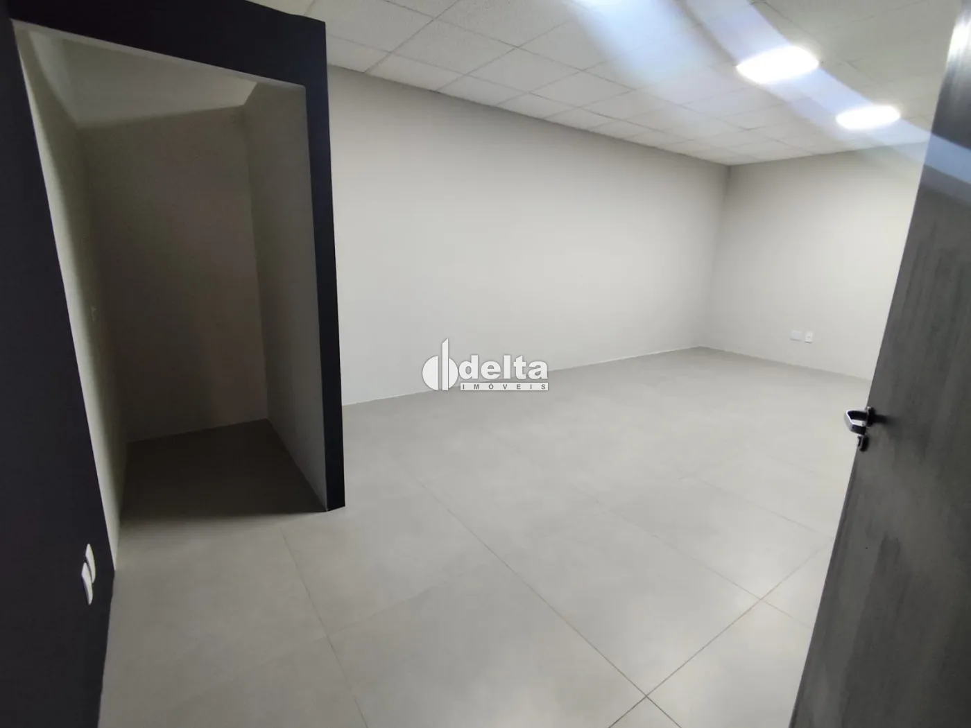 Alugar Loja / Padr&atilde;o em Uberl&acirc;ndia R$ 7.225,00 - Foto 17