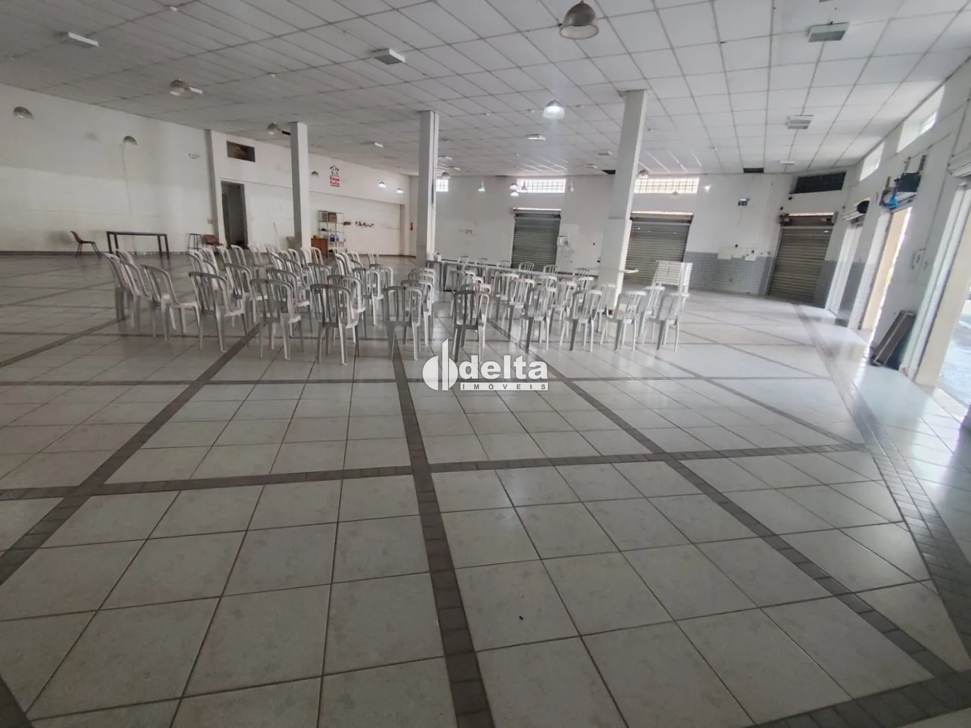 Alugar Loja / Padr&atilde;o em Uberl&acirc;ndia R$ 22.000,00 - Foto 10