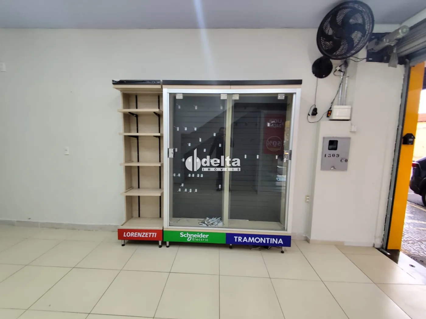 Alugar Loja / Padr&atilde;o em Uberl&acirc;ndia R$ 2.600,00 - Foto 3