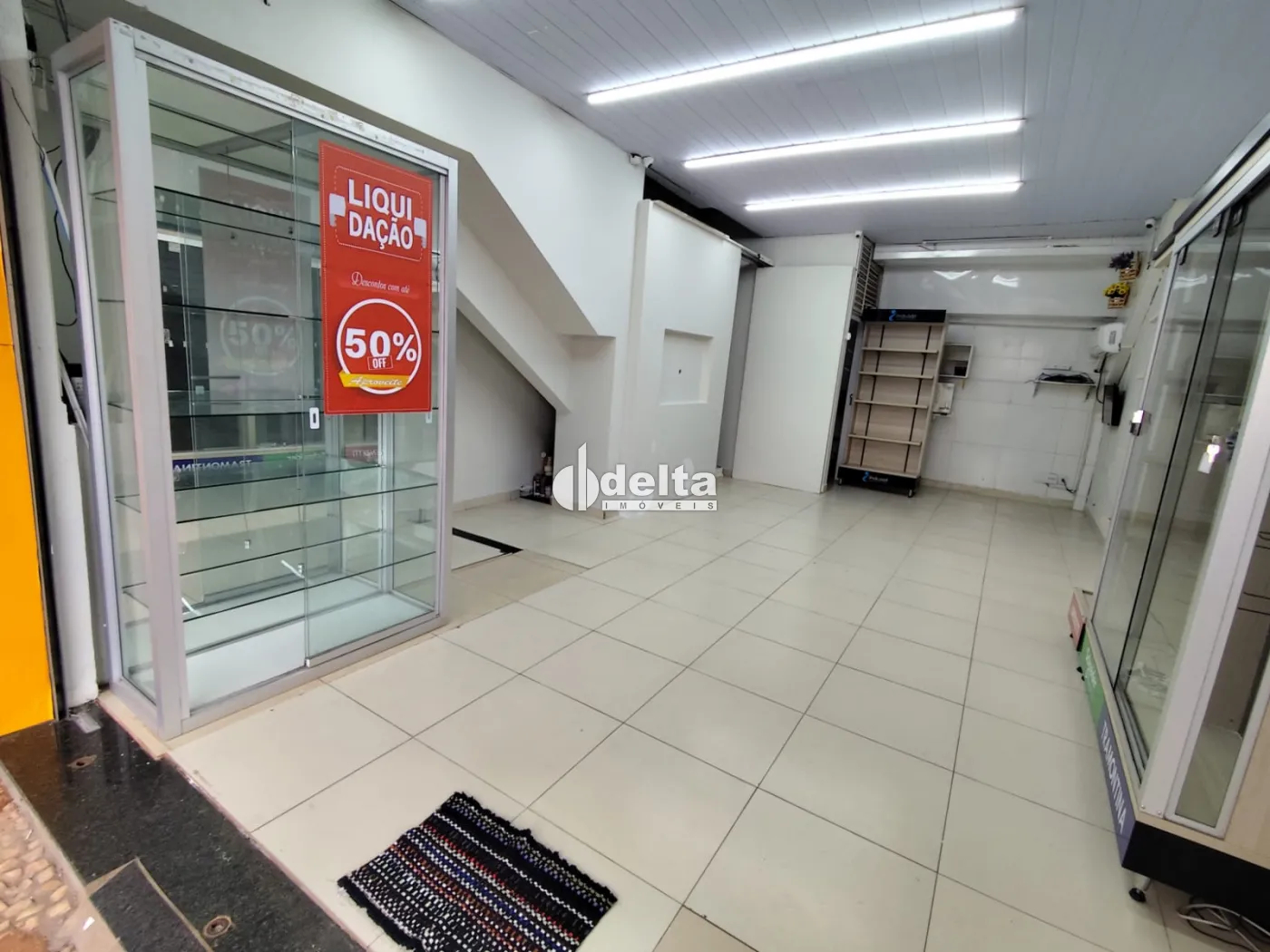 Alugar Loja / Padr&atilde;o em Uberl&acirc;ndia R$ 2.600,00 - Foto 4