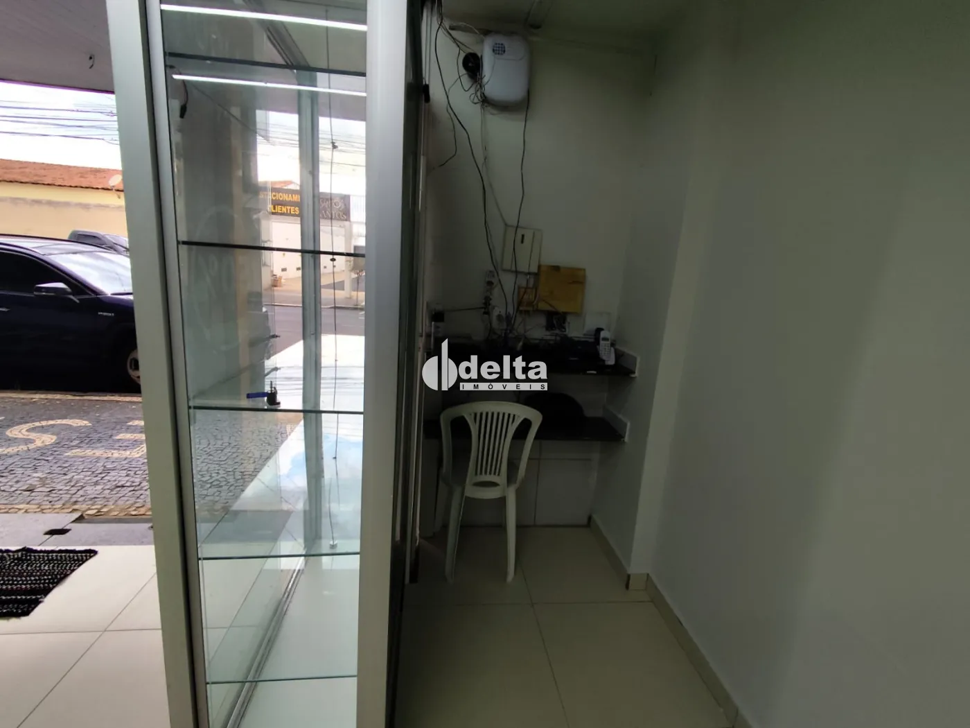 Alugar Loja / Padr&atilde;o em Uberl&acirc;ndia R$ 2.600,00 - Foto 5