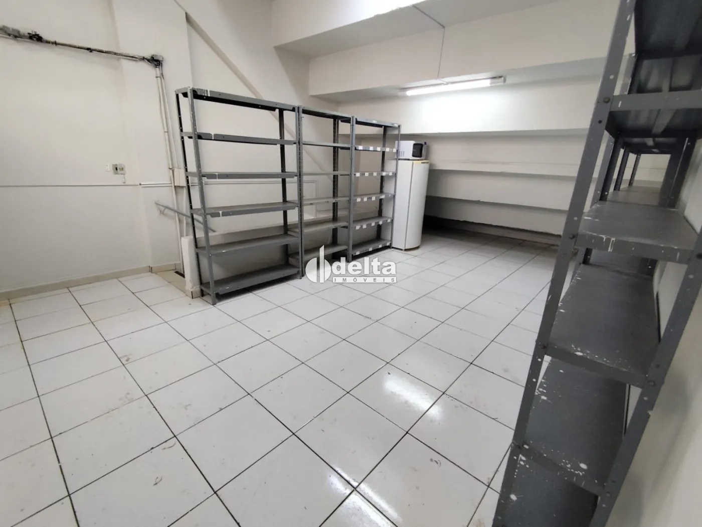 Alugar Loja / Padr&atilde;o em Uberl&acirc;ndia R$ 2.600,00 - Foto 12
