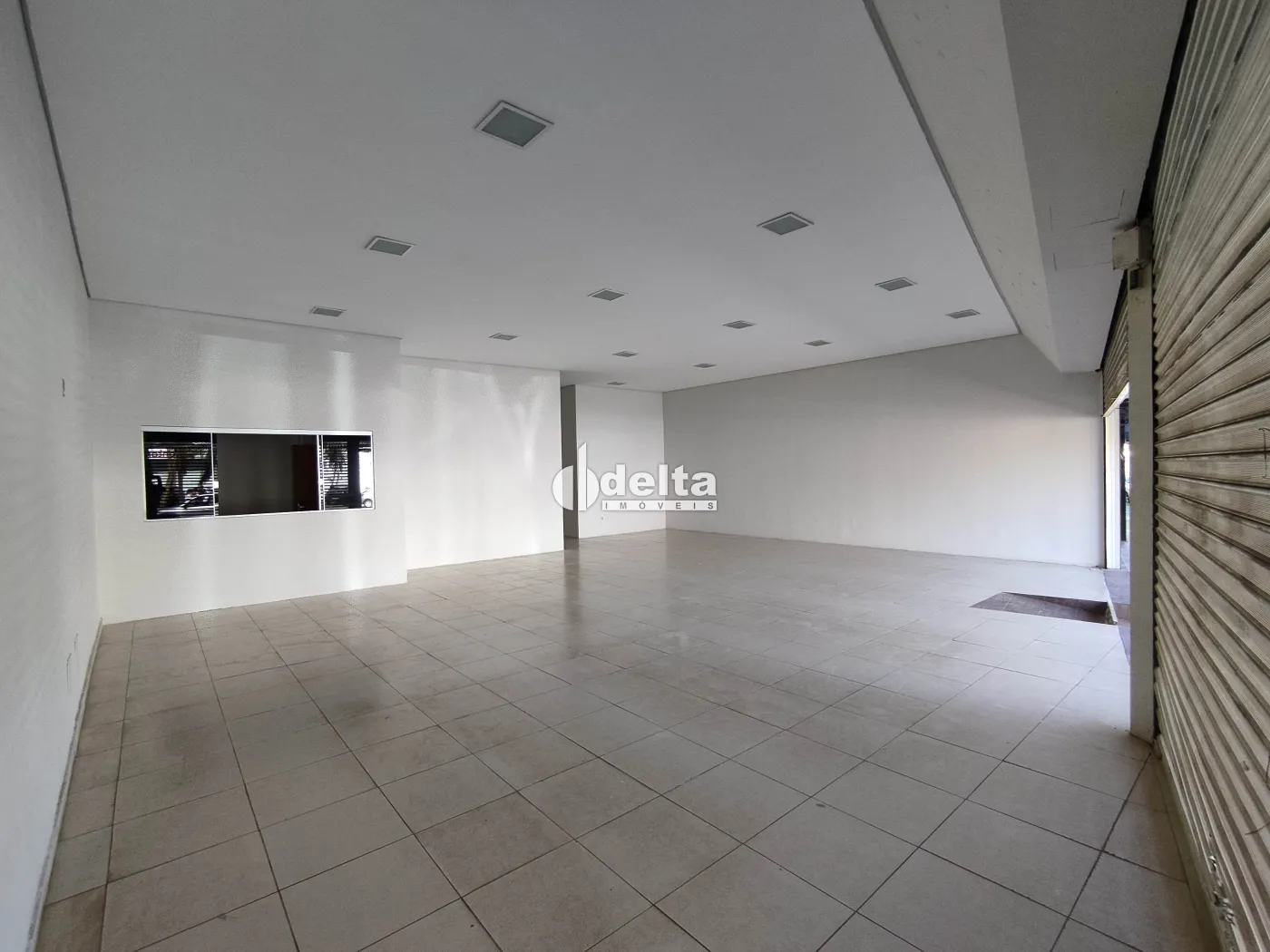 Alugar Loja / Padr&atilde;o em Uberl&acirc;ndia R$ 7.500,00 - Foto 2