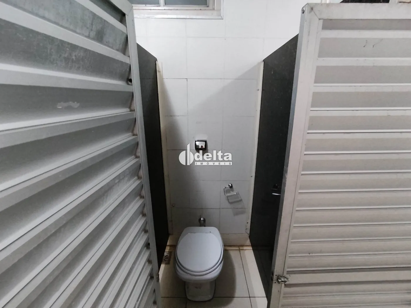 Alugar Loja / Padr&atilde;o em Uberl&acirc;ndia R$ 7.500,00 - Foto 20