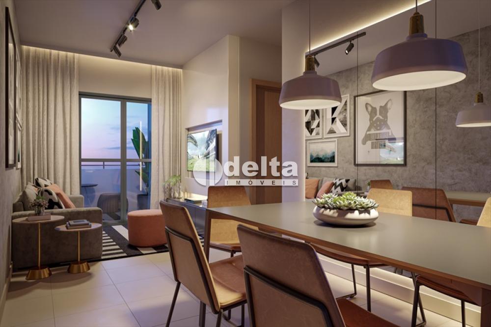 Comprar Apartamento / Padr&atilde;o em Uberl&acirc;ndia - Foto 15