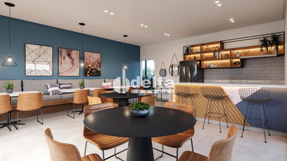 Comprar Apartamento / Padr&atilde;o em Uberl&acirc;ndia - Foto 18