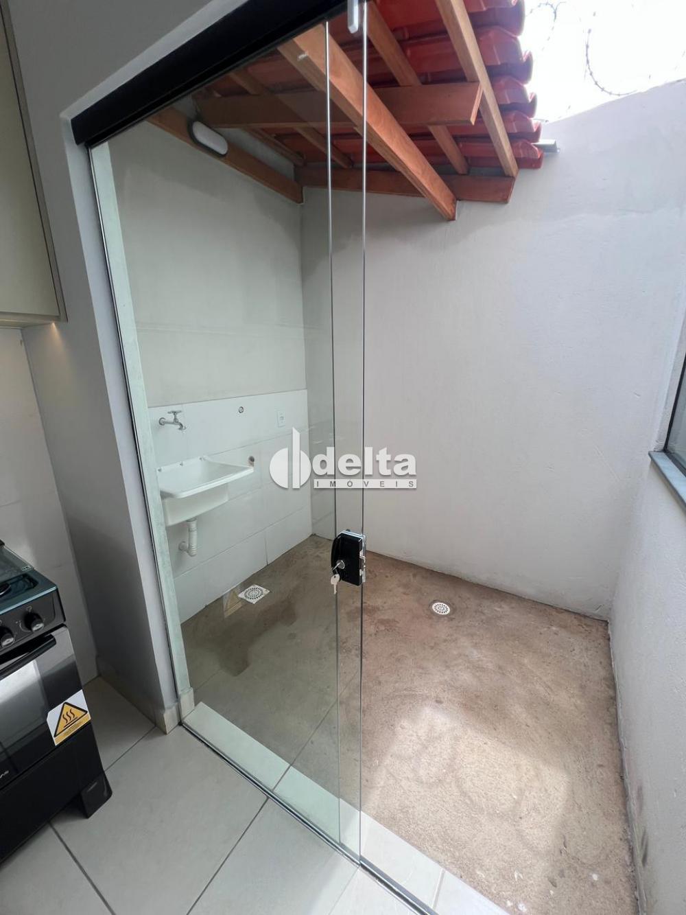 Comprar Casa Residencial / Condom&iacute;nio em Uberl&acirc;ndia - Foto 16