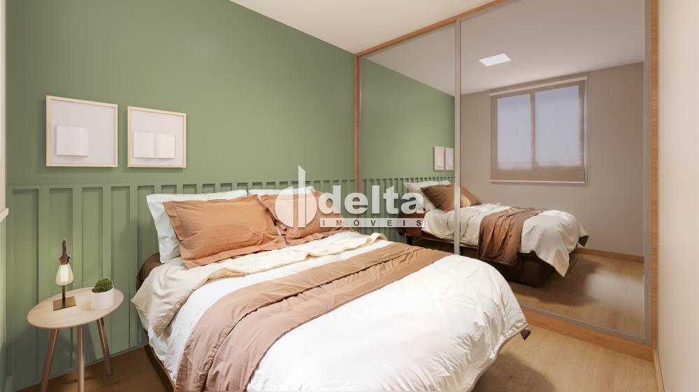 Comprar Apartamento / Padr&atilde;o em Uberl&acirc;ndia - Foto 12