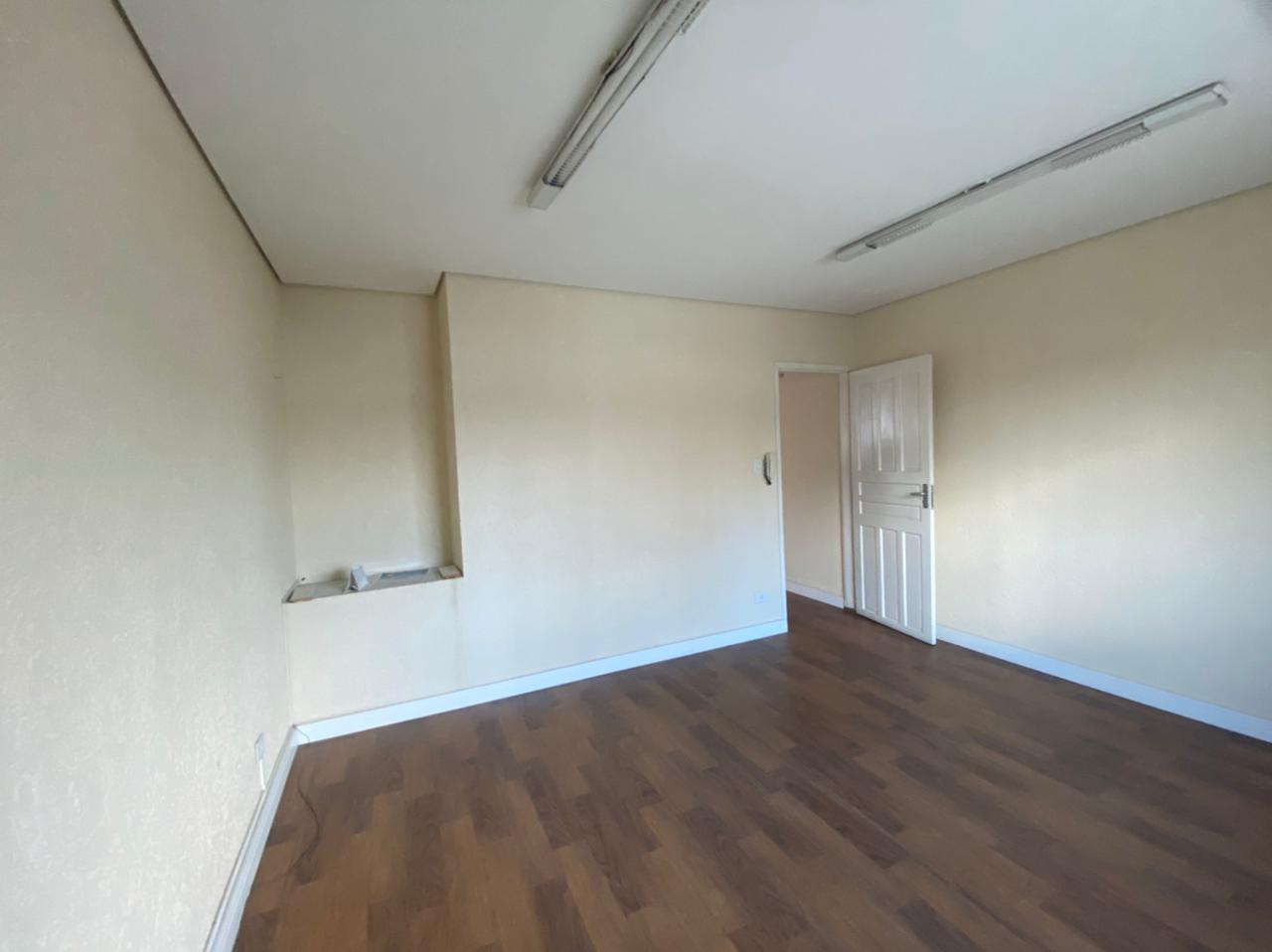 Alugar Comercial / Sobrado Comercial em Santo Andr&eacute; R$ 2.500,00 - Foto 4