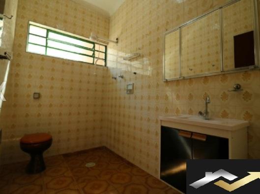 Alugar Casa / Casa em Santo Andr&eacute; R$ 2.750,00 - Foto 6
