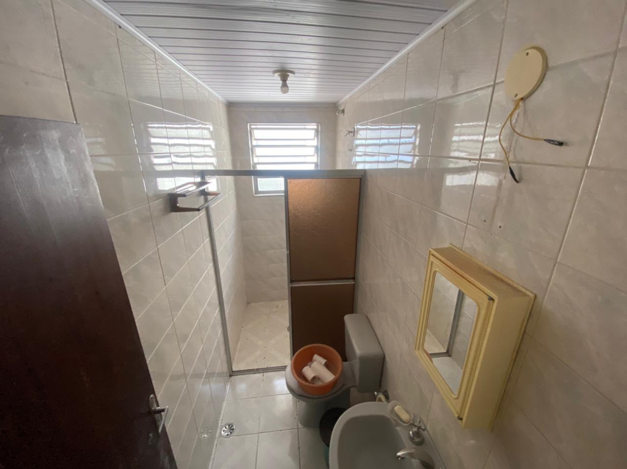 Alugar Casa / Casa em Santo Andr&eacute; R$ 1.278,43 - Foto 3