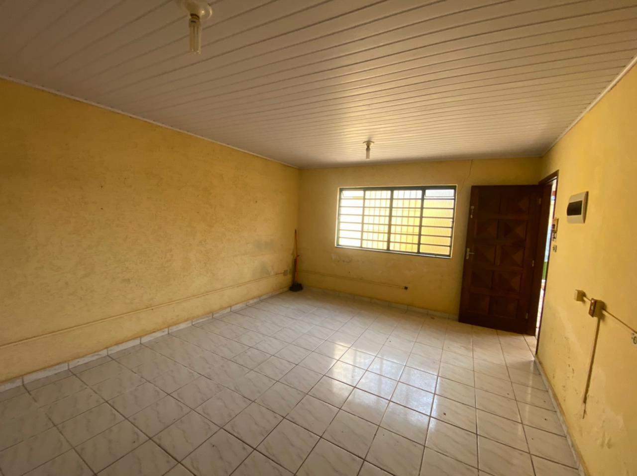 Alugar Casa / Casa em Santo Andr&eacute; R$ 1.278,43 - Foto 2