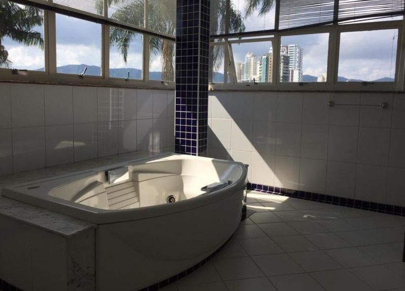 Alugar Casa / Sobrado em Mogi das Cruzes R$ 22.000,00 - Foto 8