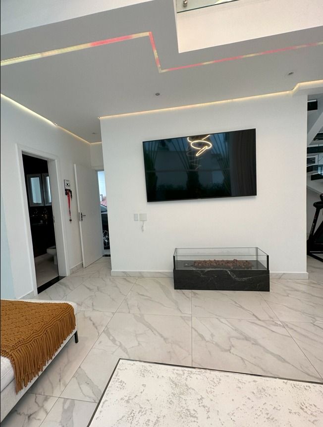 Alugar Casa / Sobrado em Santana de Parna&iacute;ba R$ 30.000,00 - Foto 11