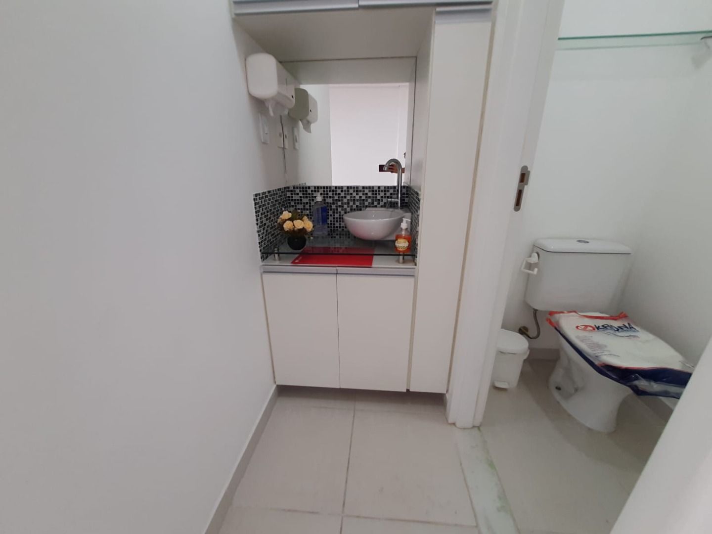 Alugar Comercial / Sala em Santo Andr&eacute; R$ 1.500,00 - Foto 8