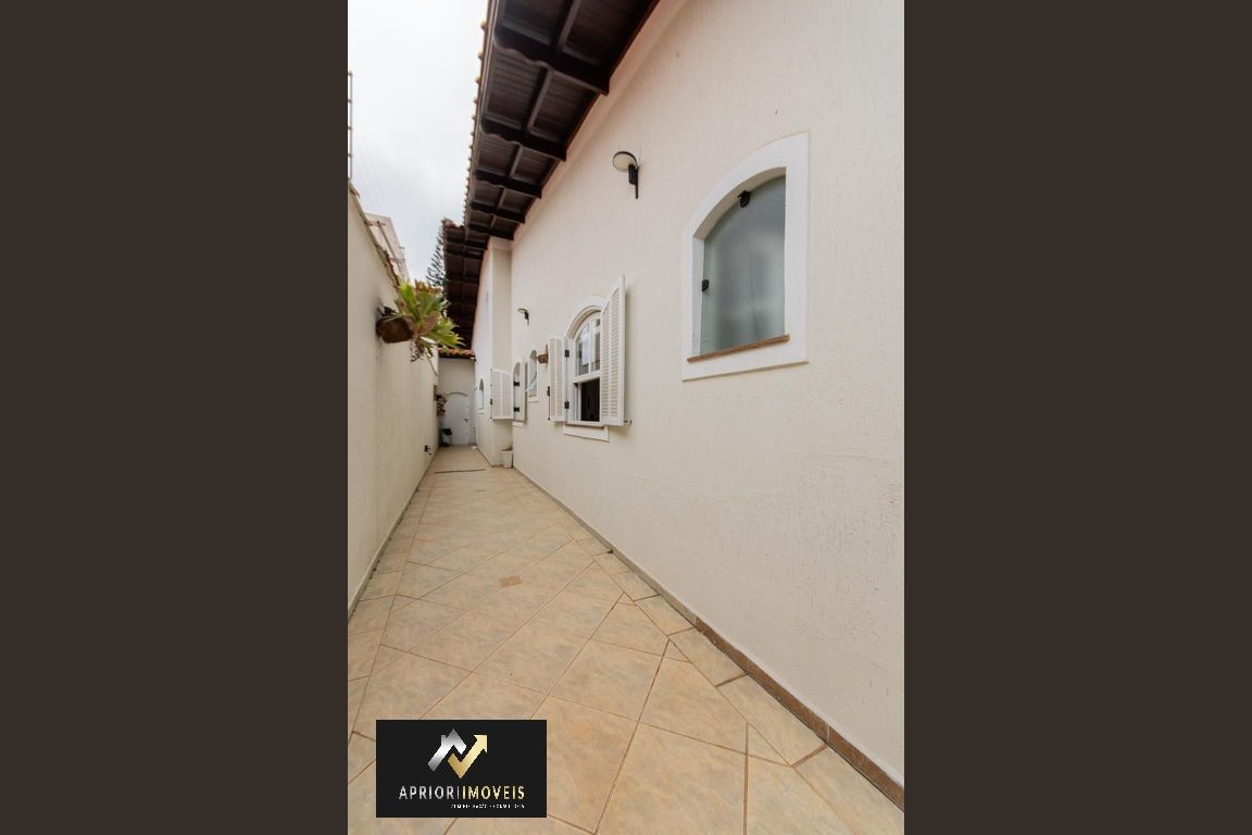 Alugar Casa / Casa em Santo Andr&eacute; R$ 20.000,00 - Foto 4