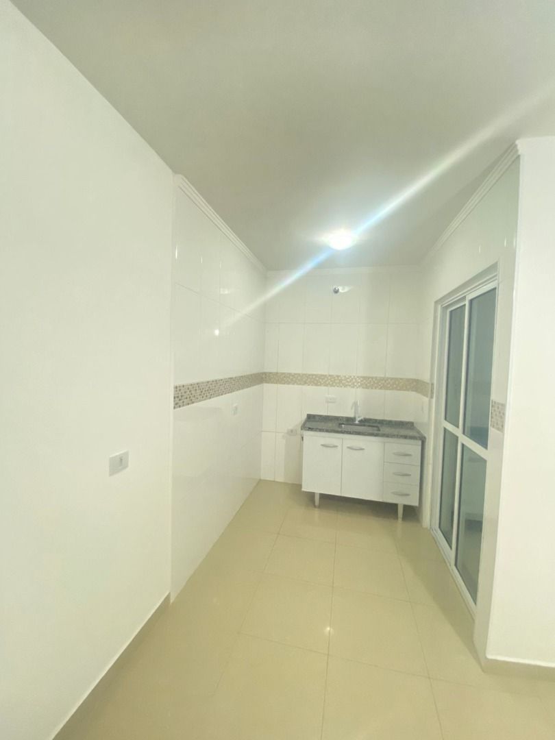 Alugar Apartamento / Apartamento sem condom&iacute;nio em Santo Andr&eacute; R$ 1.320,00 - Foto 6