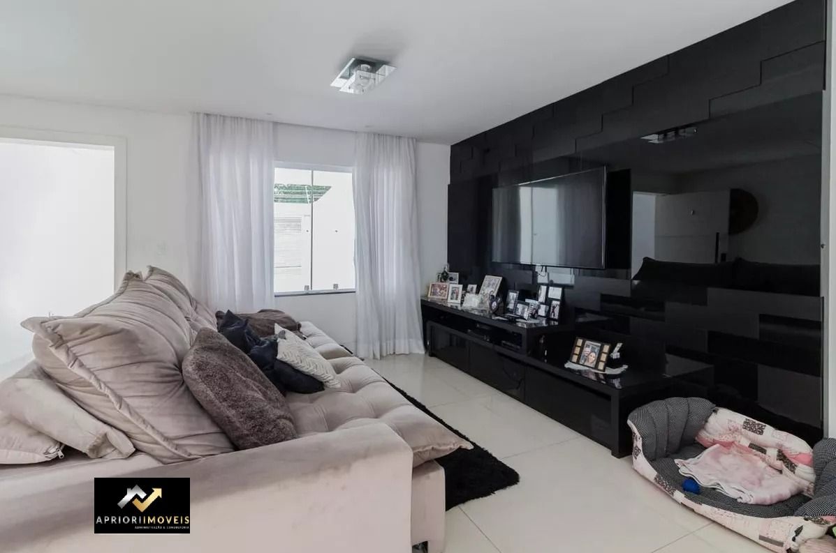 Alugar Casa / Sobrado em Santo Andr&eacute; R$ 7.500,00 - Foto 2