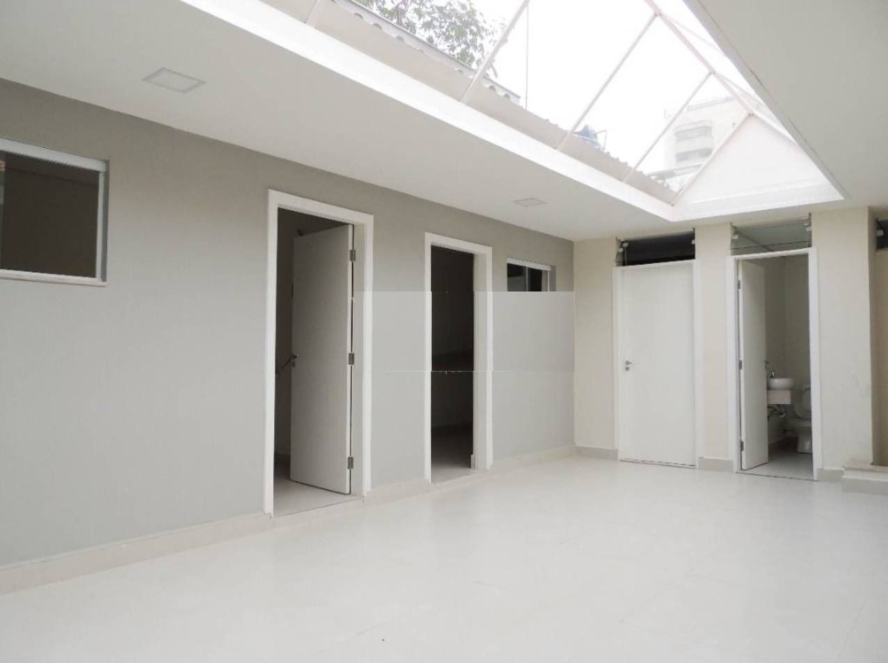 Alugar Comercial / Casa Comercial em Santo Andr&eacute; R$ 15.000,00 - Foto 16