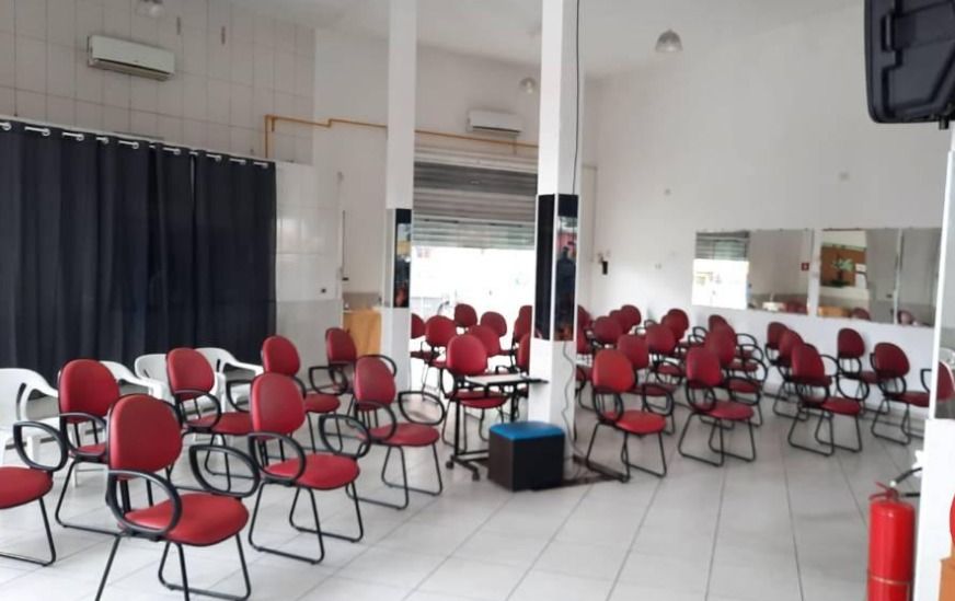 Comprar Comercial / Pr&eacute;dio em Santo Andr&eacute; R$ 1.550.000,00 - Foto 1