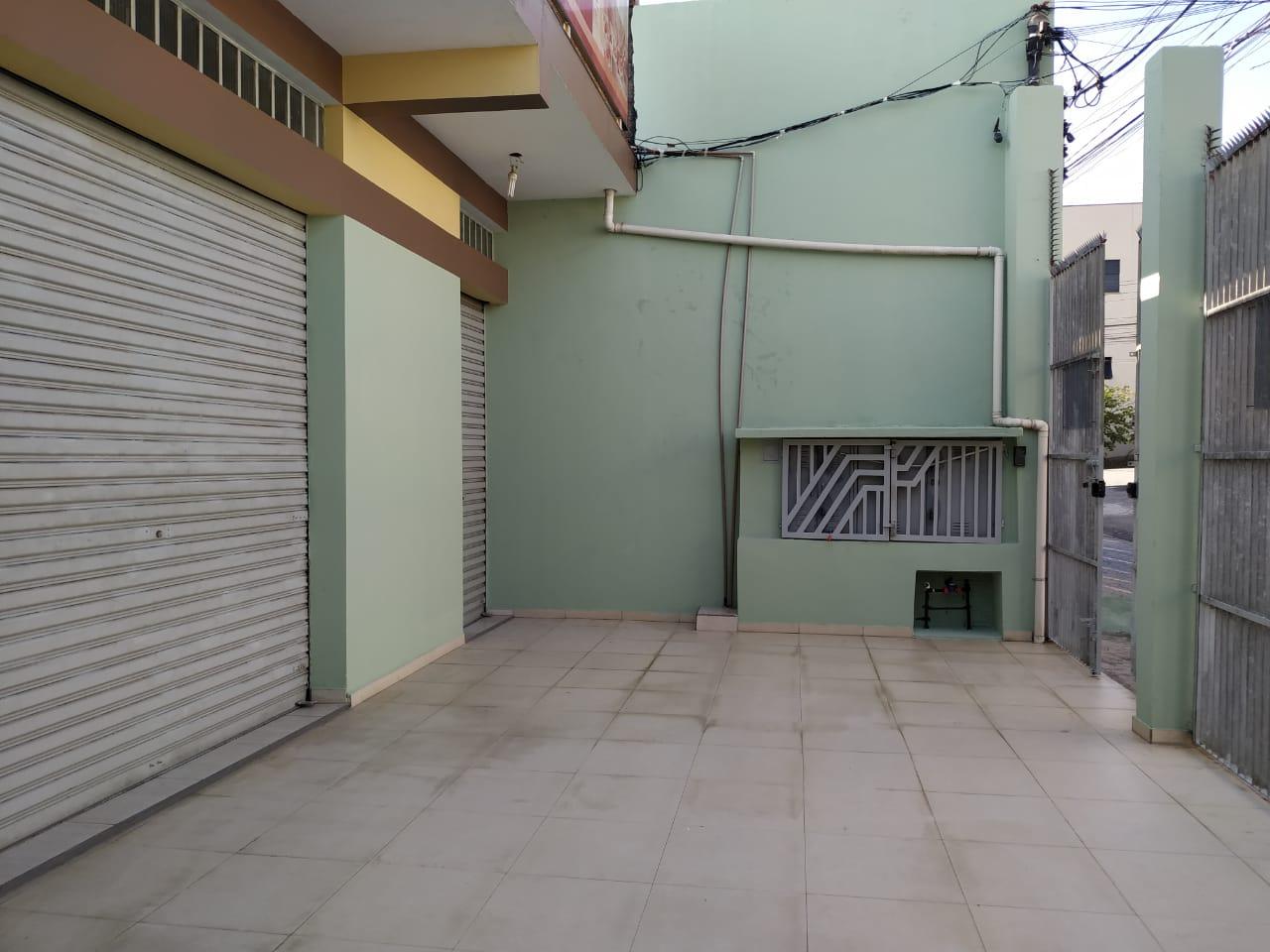 Alugar Comercial / Sal&atilde;o em Santo Andr&eacute; R$ 7.000,00 - Foto 2