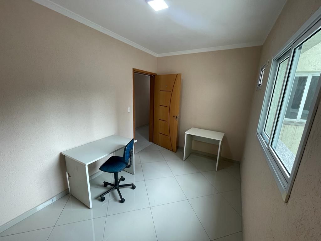 Alugar Comercial / Sala em Santo Andr&eacute; R$ 770,00 - Foto 2