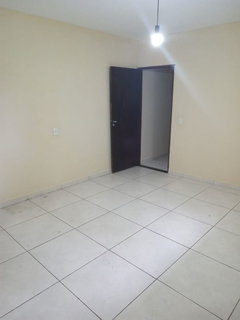 Comprar Casa / Sobrado em Santo Andr&eacute; R$ 400.000,00 - Foto 5