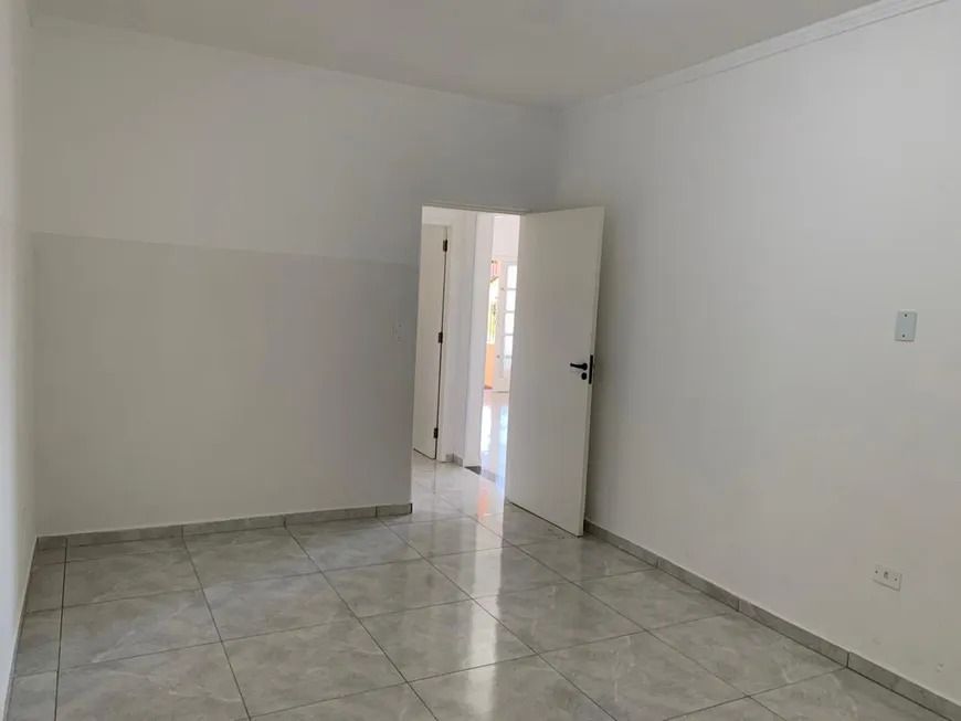 Alugar Casa / Casa em Santo Andr&eacute; R$ 4.000,00 - Foto 29