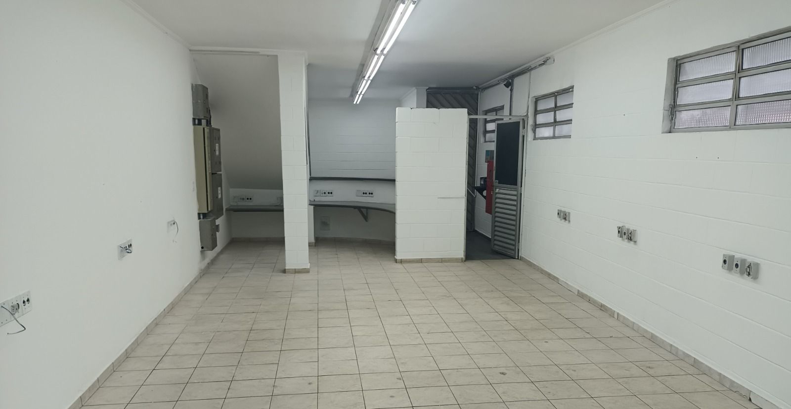 Alugar Comercial / Galp&atilde;o em Diadema R$ 35.000,00 - Foto 16