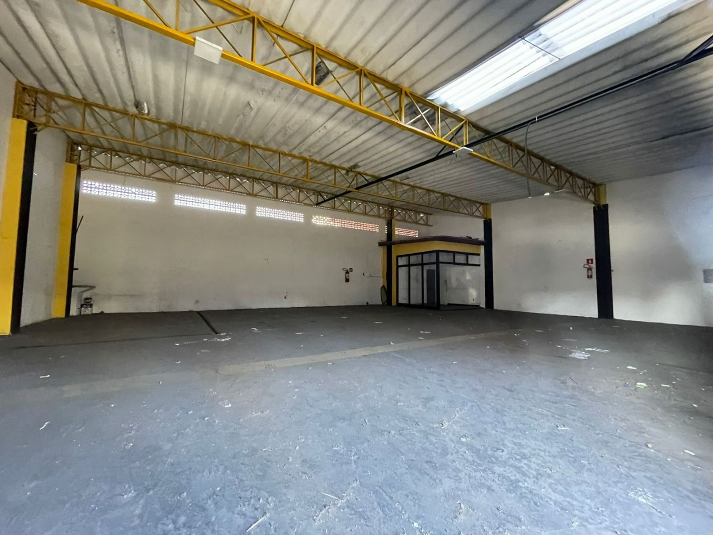 Alugar Comercial / Galp&atilde;o em Santo Andr&eacute; R$ 5.500,00 - Foto 5