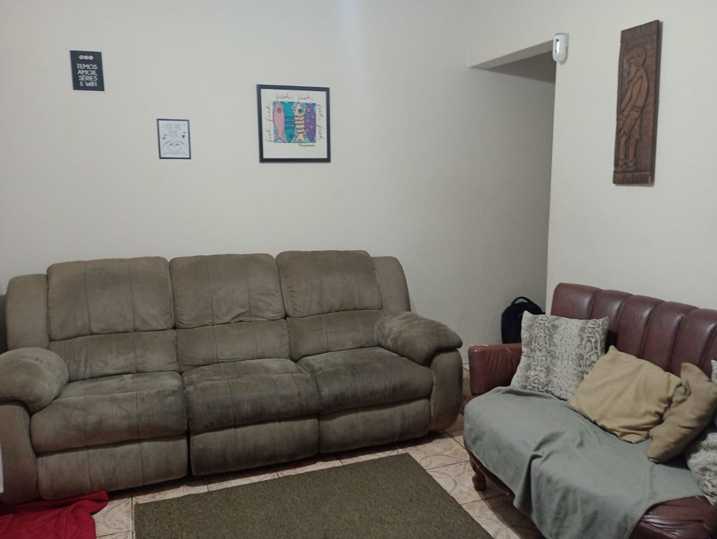 Alugar Casa / Casa em Santo Andr&eacute; R$ 1.900,00 - Foto 1