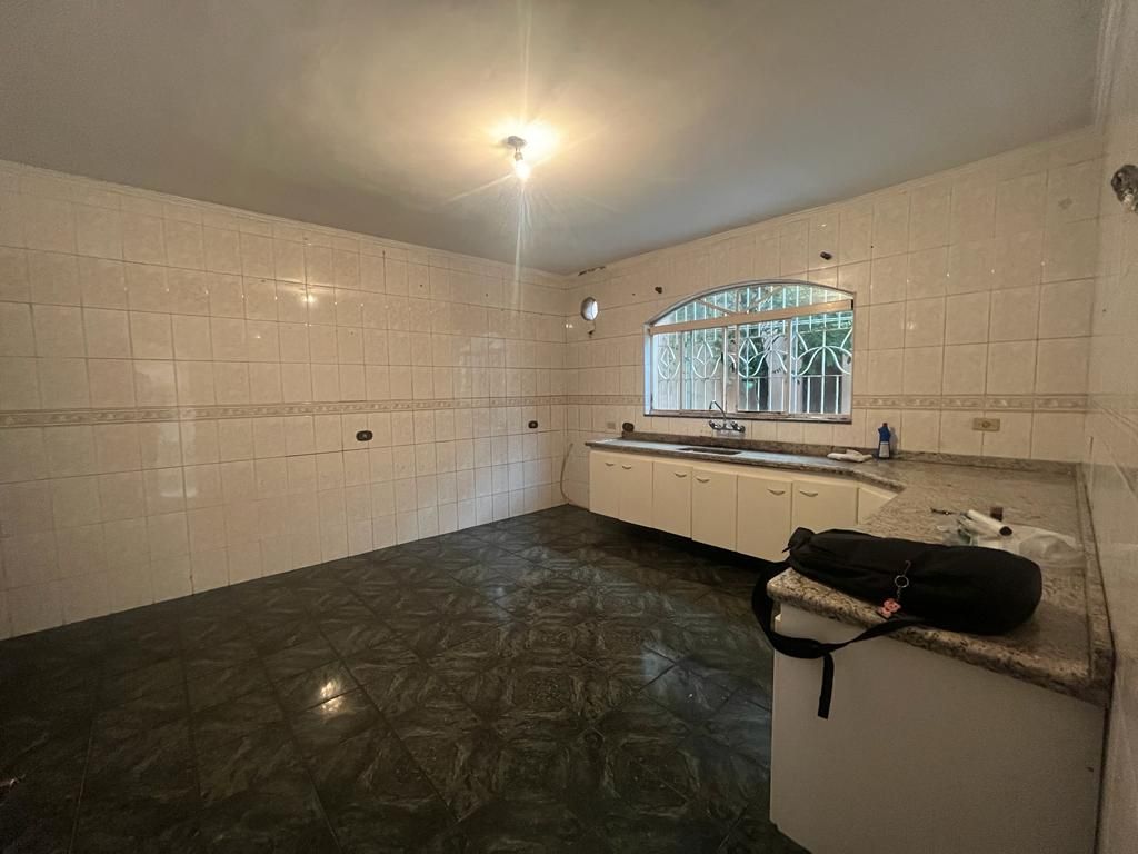 Alugar Casa / Sobrado em Santo Andr&eacute; R$ 2.000,00 - Foto 10