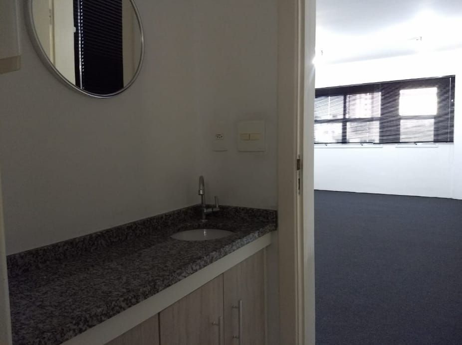 Comprar Comercial / Sala em Santo Andr&eacute; R$ 210.000,00 - Foto 4