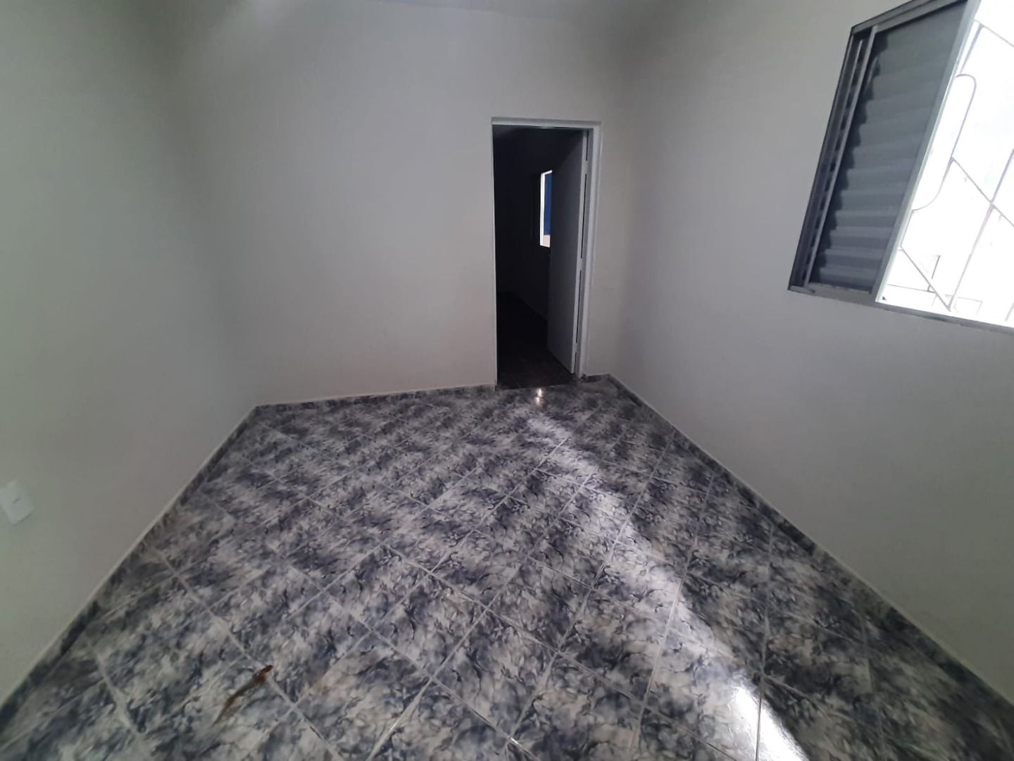 Alugar Casa / Casa em Santo Andr&eacute; R$ 1.600,00 - Foto 12