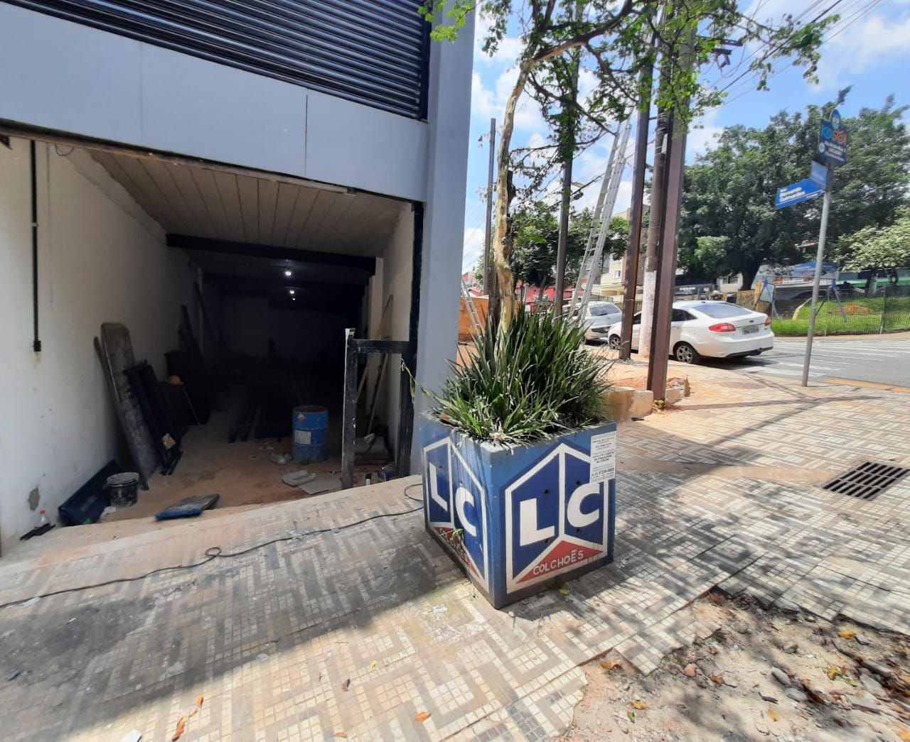 Alugar Comercial / Sal&atilde;o em Santo Andr&eacute; R$ 5.000,00 - Foto 2