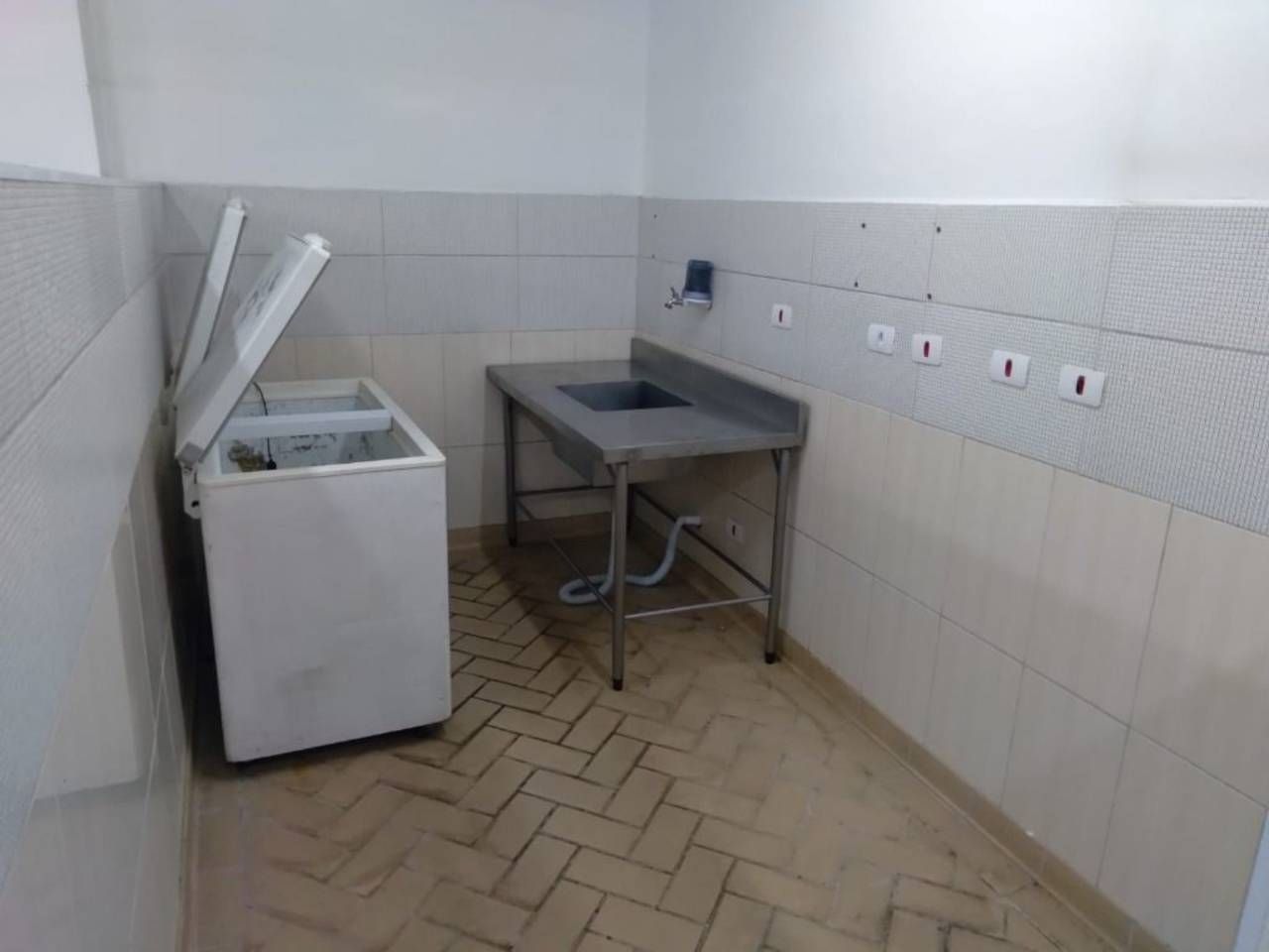 Alugar Comercial / Galp&atilde;o em S&atilde;o Bernardo do Campo R$ 11.900,00 - Foto 9