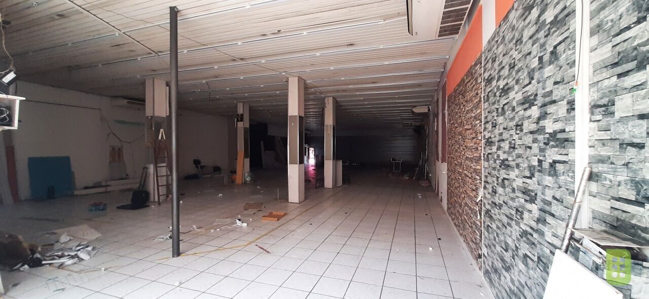 Comprar Comercial / Sal&atilde;o em Santo Andr&eacute; R$ 13.000.000,00 - Foto 1