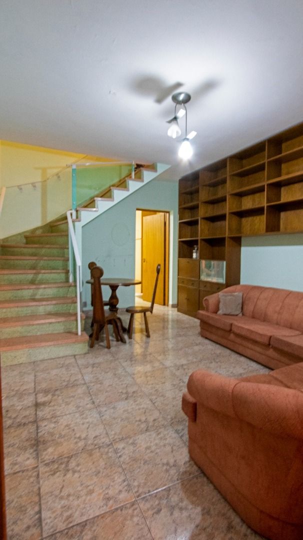 Alugar Casa / Sobrado em Santo Andr&eacute; R$ 5.000,00 - Foto 1