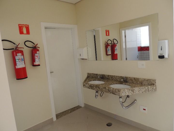 Alugar Comercial / Galp&atilde;o em Santo Andr&eacute; R$ 24.000,00 - Foto 11