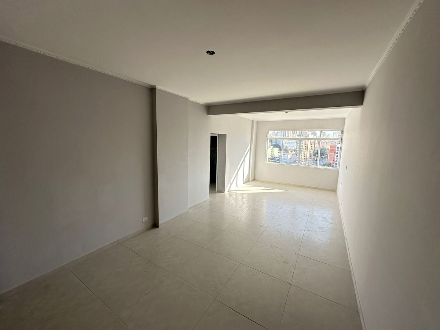 Alugar Comercial / Sala em Santo Andr&eacute; R$ 1.650,00 - Foto 15