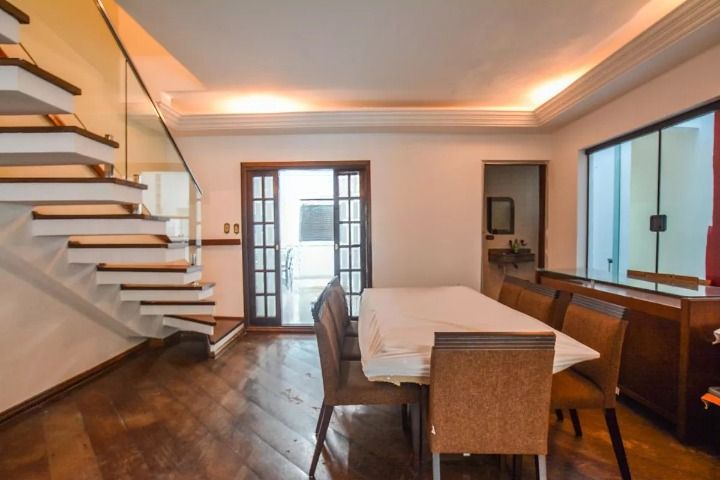 Alugar Casa / Sobrado em Santo Andr&eacute; R$ 4.700,00 - Foto 2